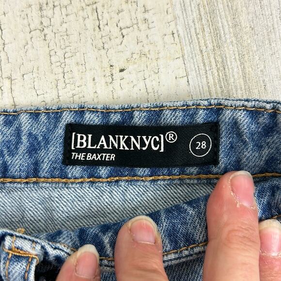 Blank NYC Women’s 28 The Baxter Ribcage Straight Leg Jeans Distressed New - Picture 4 of 10